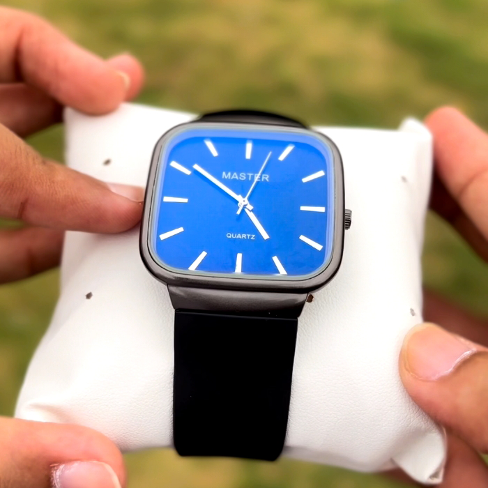 Master Quartz Silicon Strap Watch