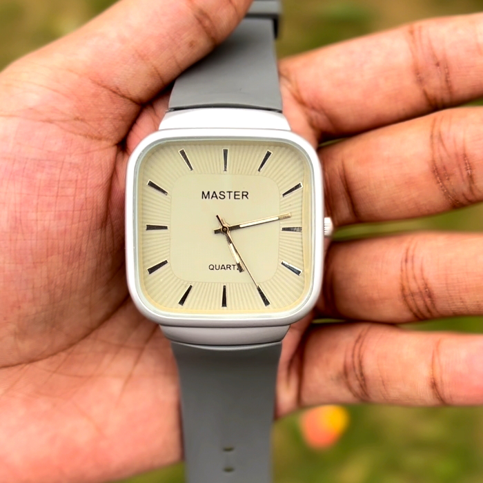 Master Quartz Silicon Strap Watch